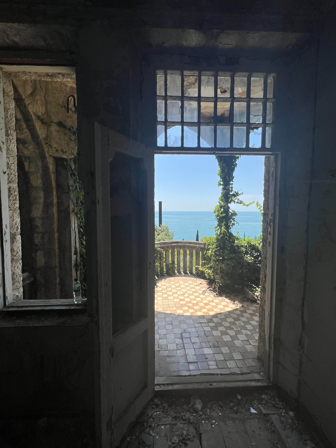 Авторская индивидуальная вайб-экскурсия в Абхазию (Ксения)