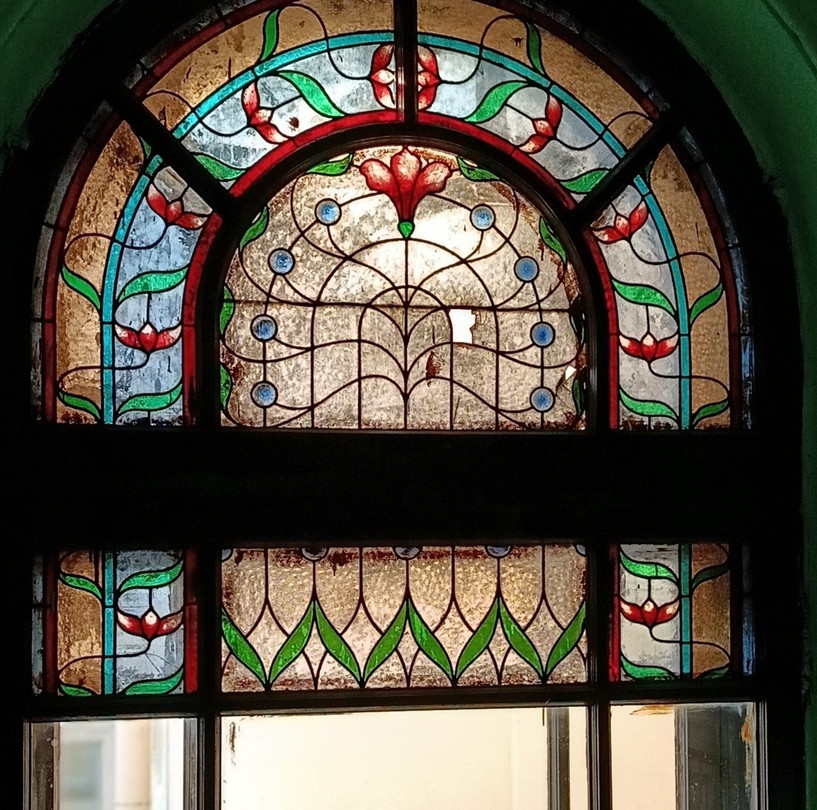 Потрясающая, без преувеличения, уникальная экскурсия! Столько открытий, историй, секретов и прекрасных видов Петроградки за два с