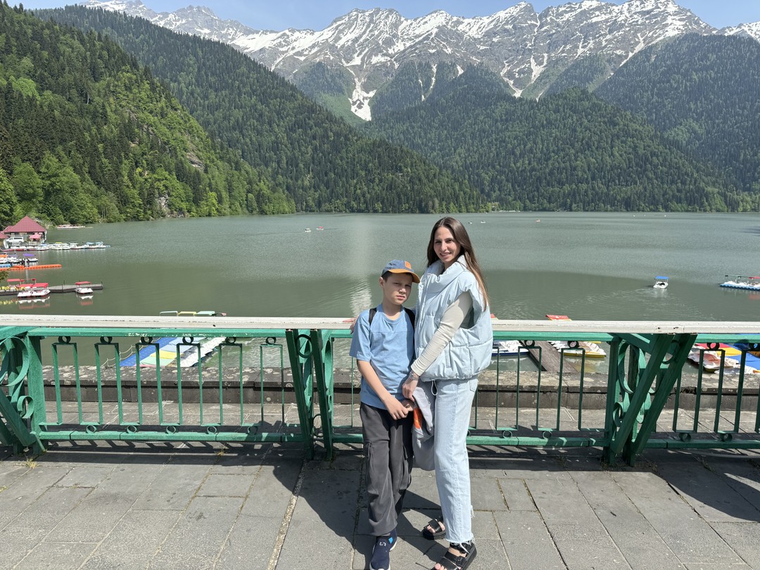 Прекрасная экскурсия! Адгур очень интересно рассказывает, чувствуется сильная любовь и уважение к Родине и это лучшая