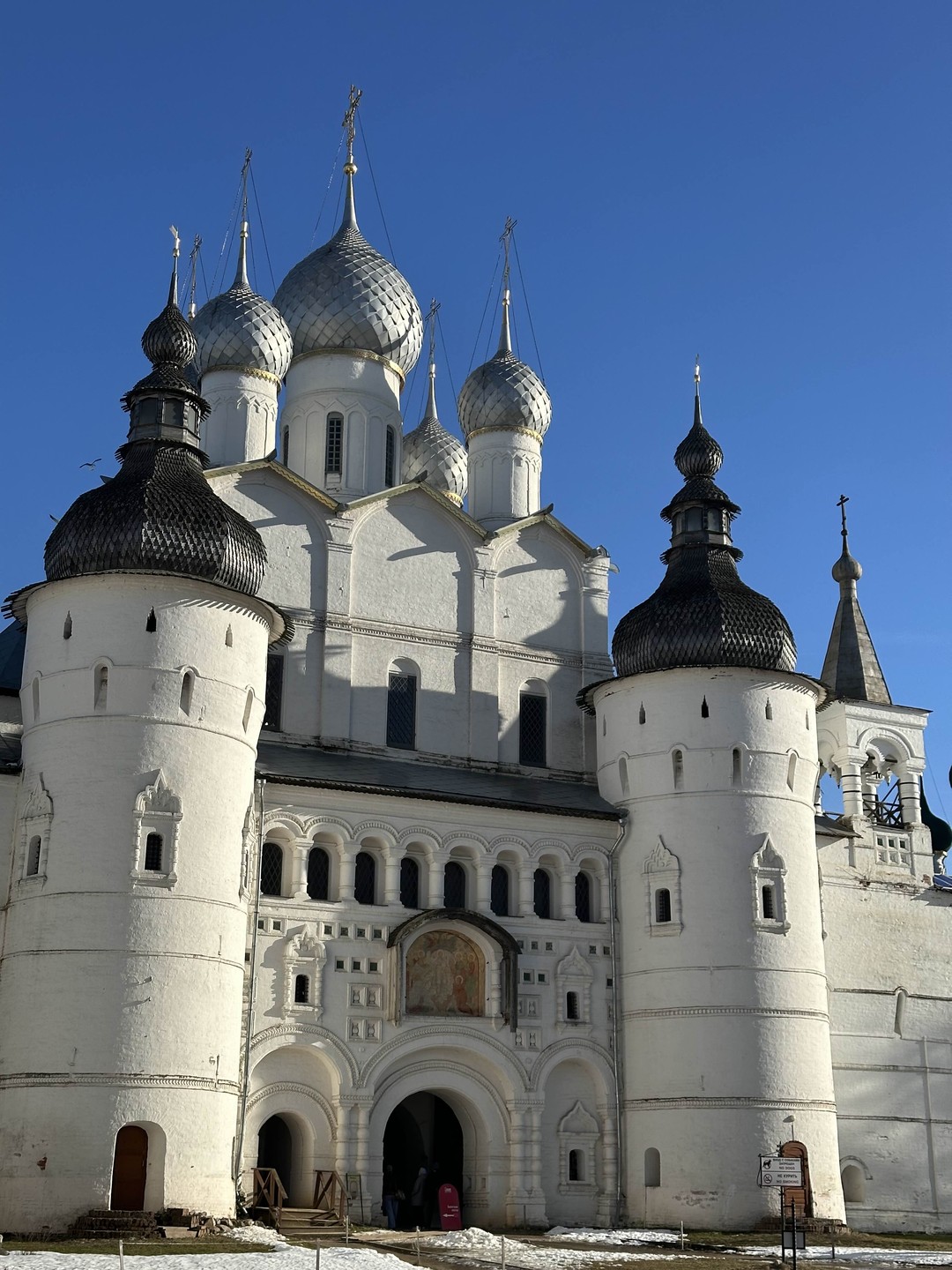 Нашей небольшой компании все очень понравилось, было интересно, легко и весело:) Спасибо большое Ксении!