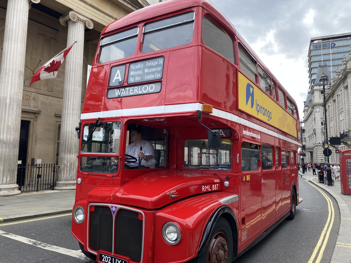 Лондон от омнибуса до автобуса