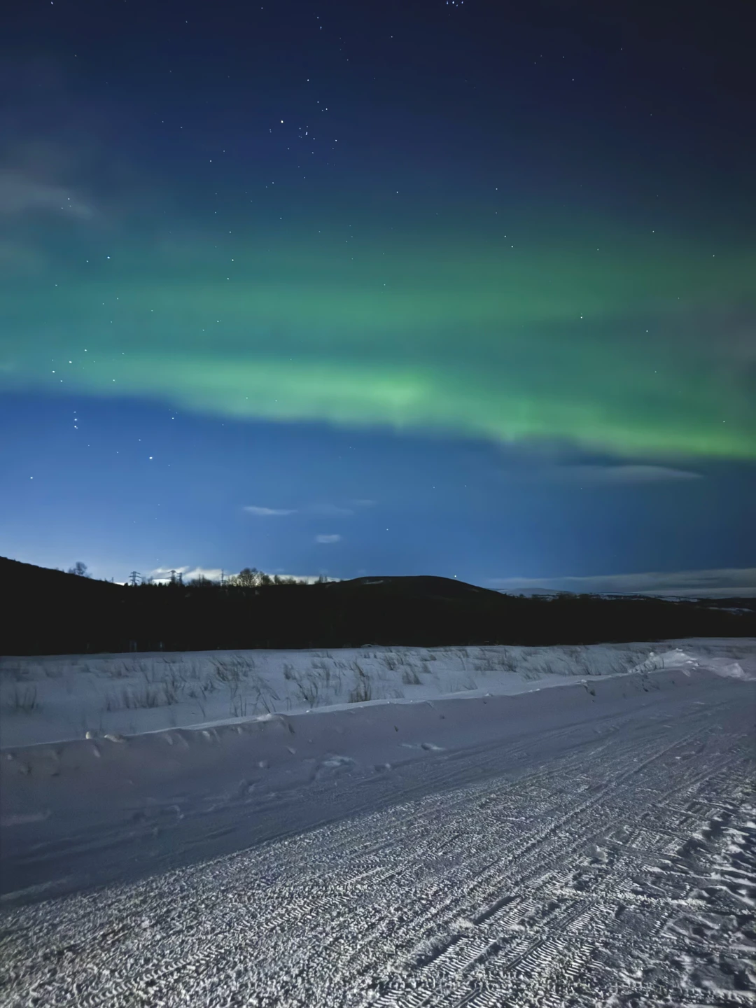 В погоню за полярным сиянием (Привалова)