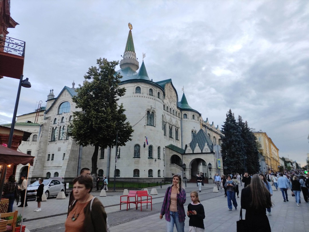 Нашим гидом по Нижнему была Екатерина. Наша семья получила огромное удовольствие от экскурсии- продуманный маршрут, адаптация