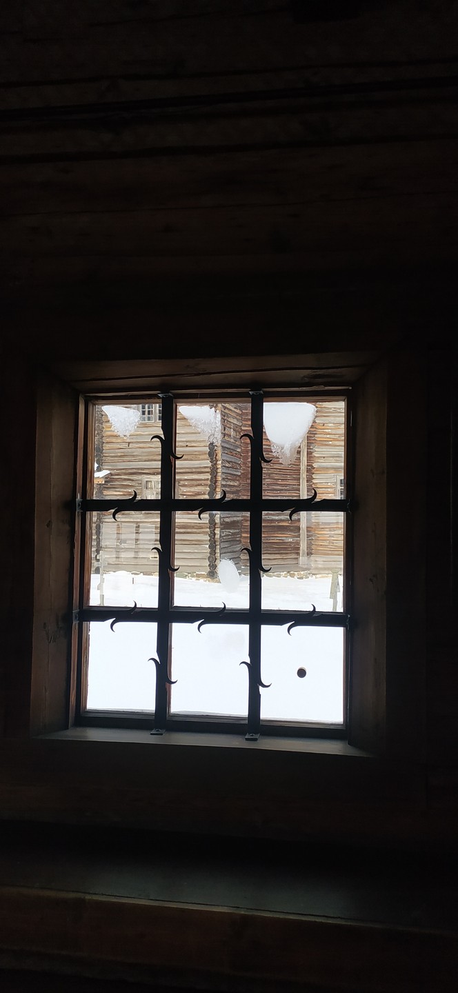 Большое спасибо за экскурсию! Конечно, я и так понимала, что Кижи это классное место, но наяву это ещё восхитительней