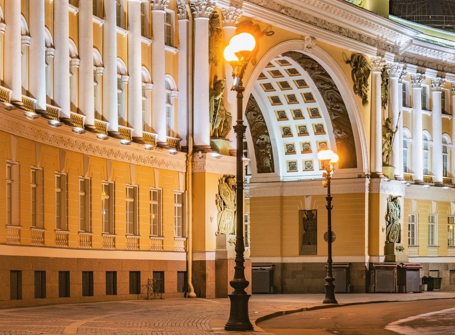 Эрмитаж 5*, Главный штаб: арт-маршрут + арт-коктейль