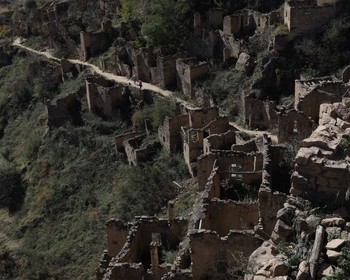 Аул-призрак, Чохские террасы и Салтинский подземный водопад