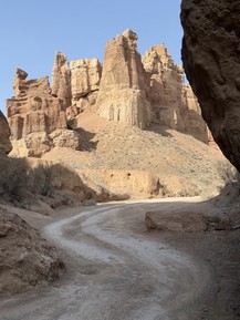 Фото отзыва 3: экскурсия "Комфорт-маршрут по озёрам Каинды, Кольсай и Чарынскому каньону"