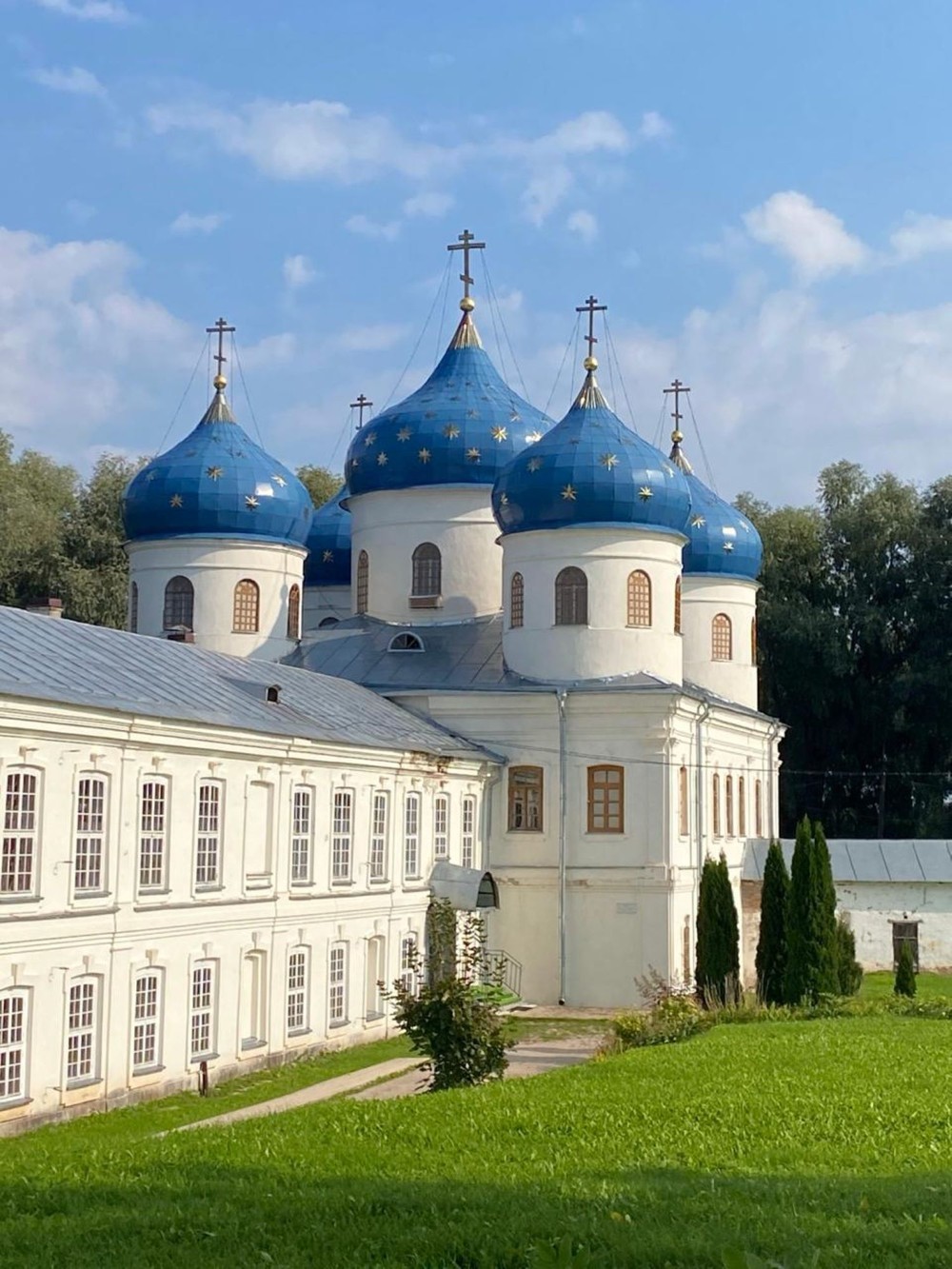 Фото 2 - Экскурсия: "Обратно в Древнюю Русь: индивидуальный автотур в Великий Новгород"