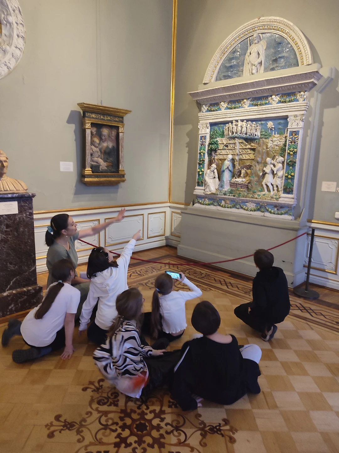 Экскурсия-квест для детей «Новый год в Зимнем дворце» (Ольга)