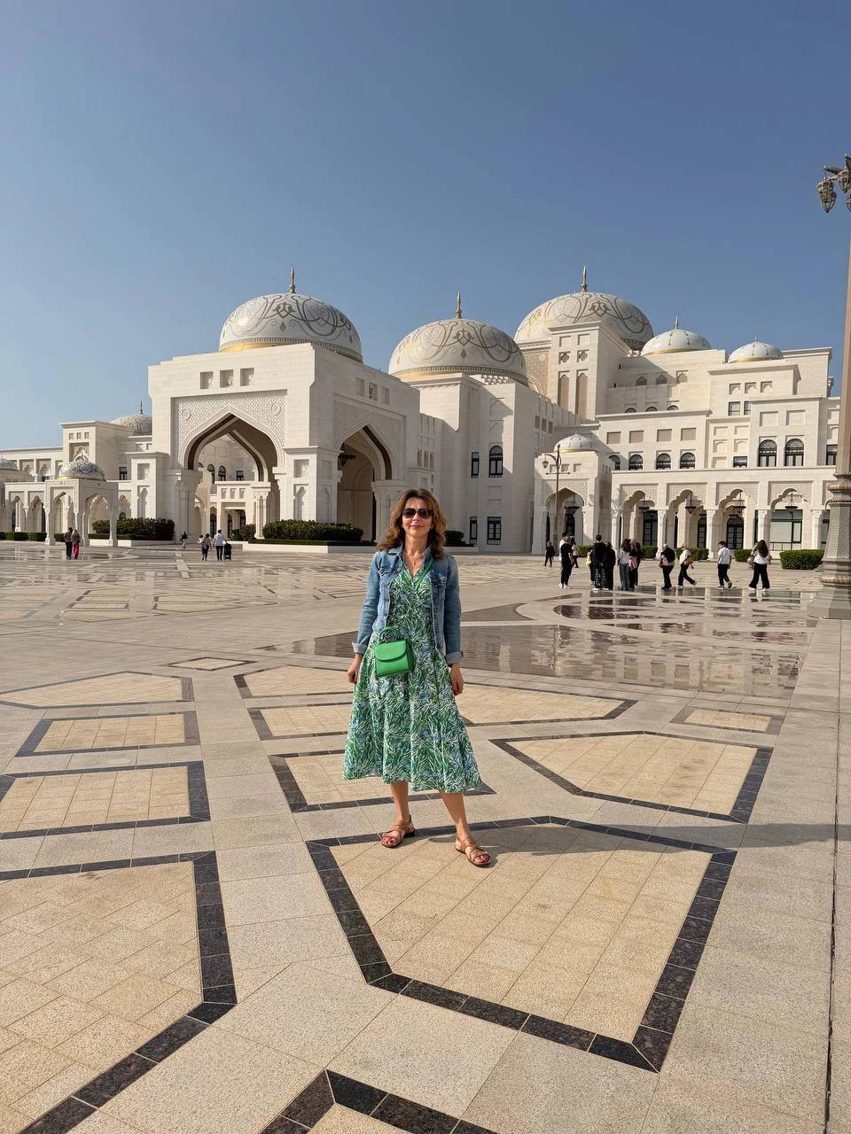 Экскурсия из Дубая в Абу-Даби в мини-группе (Евгения)