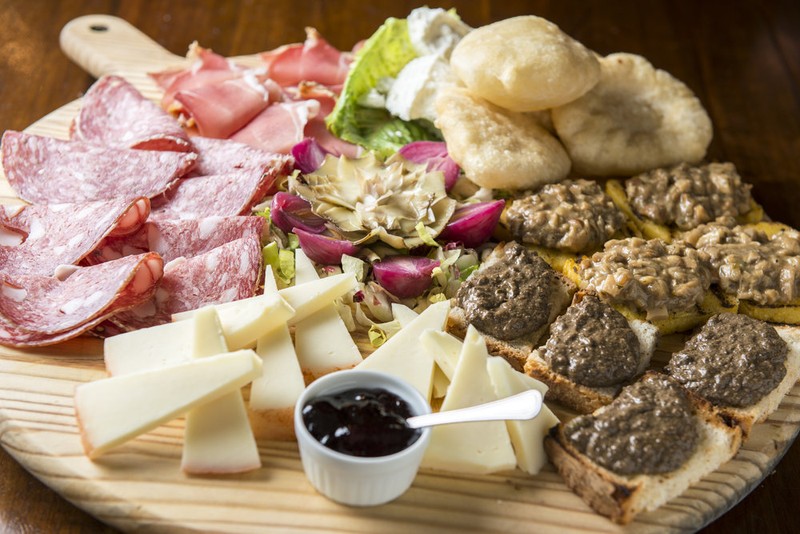 Вкусы Тосканы: прошутто, джелато и средневековый фастфуд