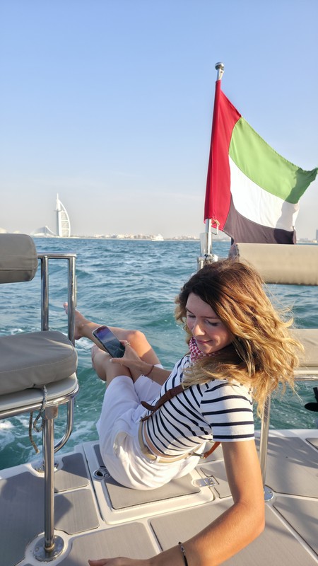 По Персидскому заливу — морская прогулка под парусом с купанием - Фото 6