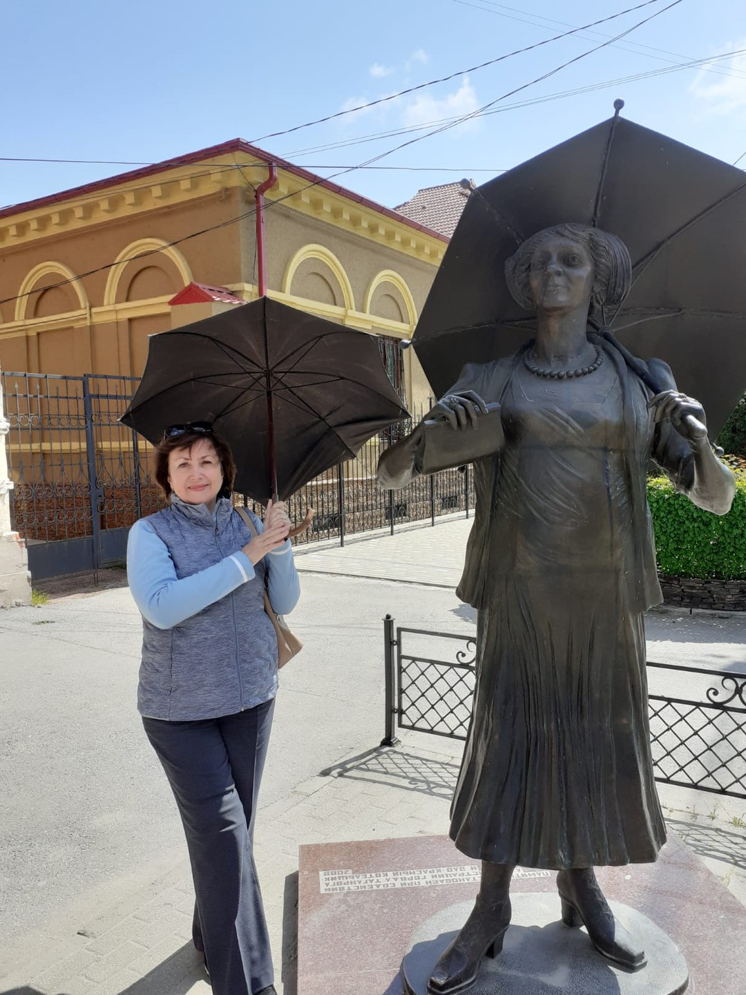 Собирались мы на эту экскурсию давно, и вот наконец нашлось время, чтобы досконально познакомиться с Таганрогом