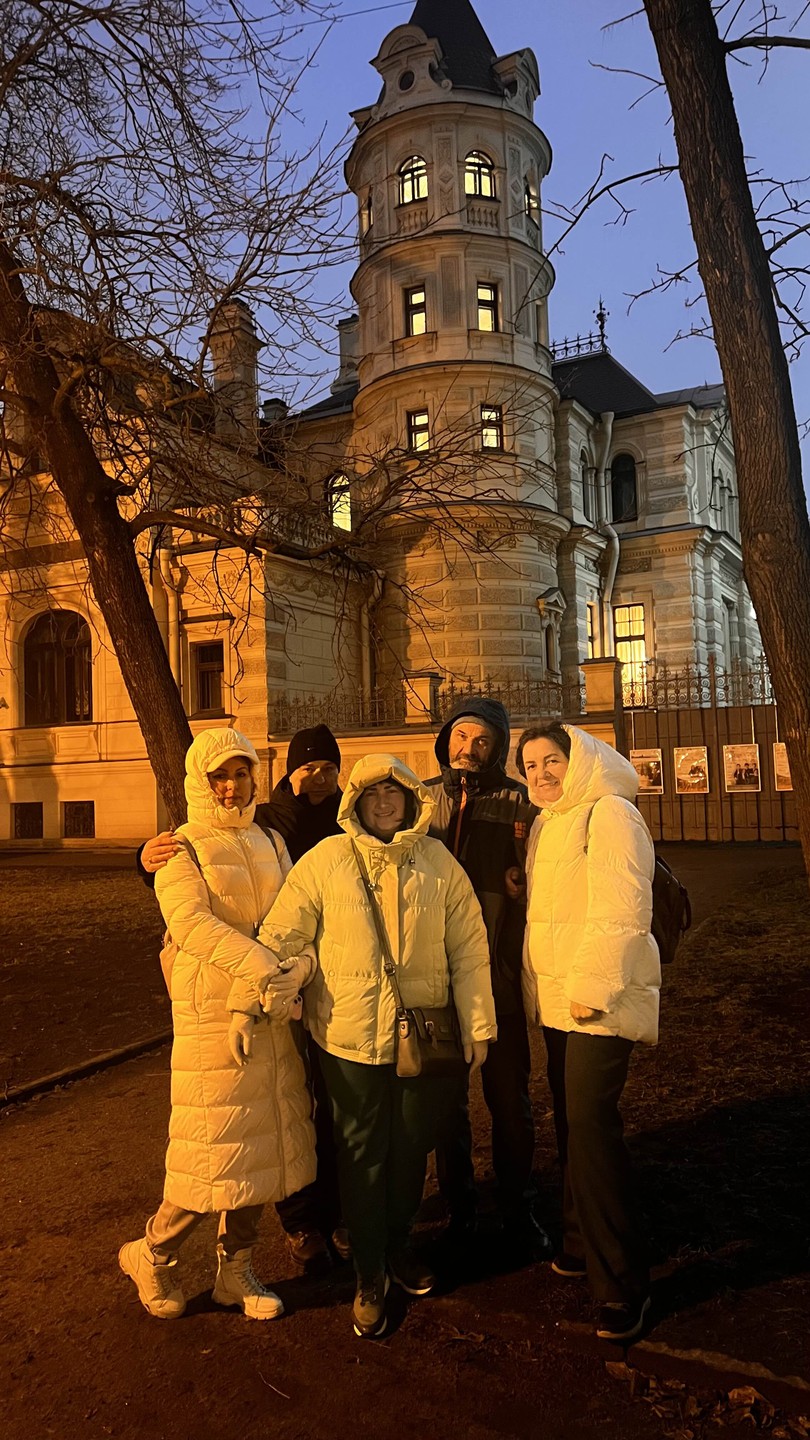 Экскурсия с Полиной прошла на одном дыхании, не заметили как пролетело 2,5 часа! Авторская подача материала