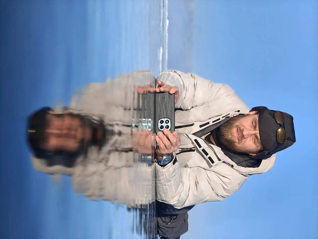 Василий, Елена и Алексей, наимощьнейщим СПАСИБО, за сегодняшнюю экскурсию 20.01.2026 года на Север о. Ольхон Благодарит