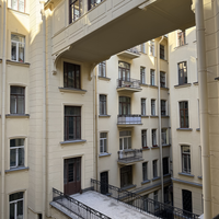 Фото отзыва 1: экскурсия "От парадных до стрит-арта: по знаковым местам Петербурга на авто премиум-класса"