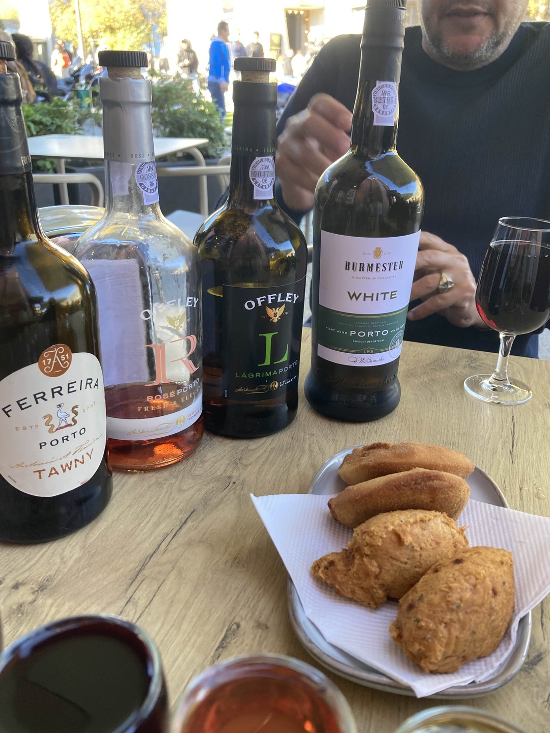 Получили огромное удовольствие от экскурсии: весело, с юмором, познавательно - плюс лайфхаки!!!