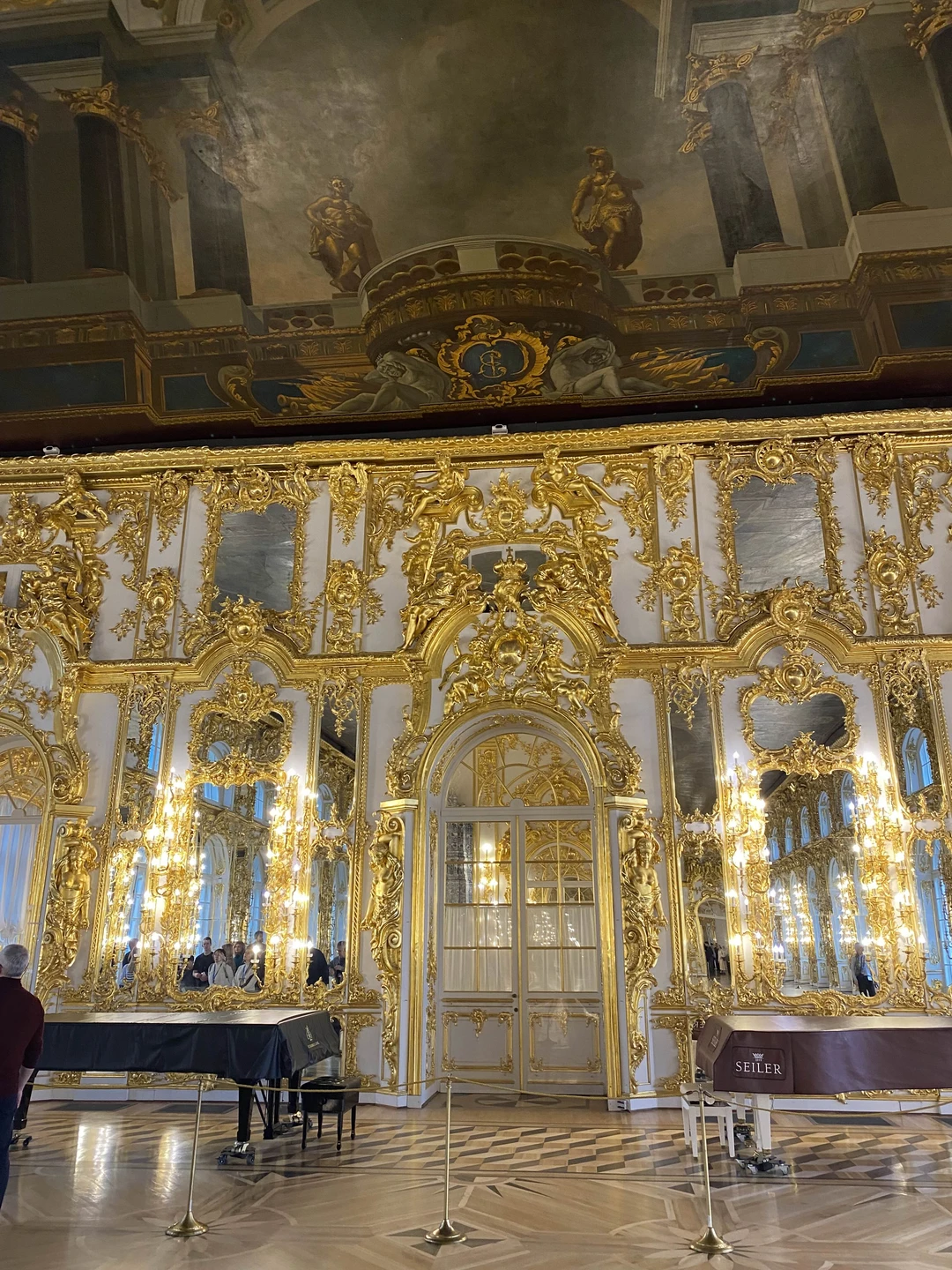 Экскурсия понравилась, небольшая группа, все четко организовано. Евгения замечательный экскурсовод, материал - интересен и доступен, экскурсия