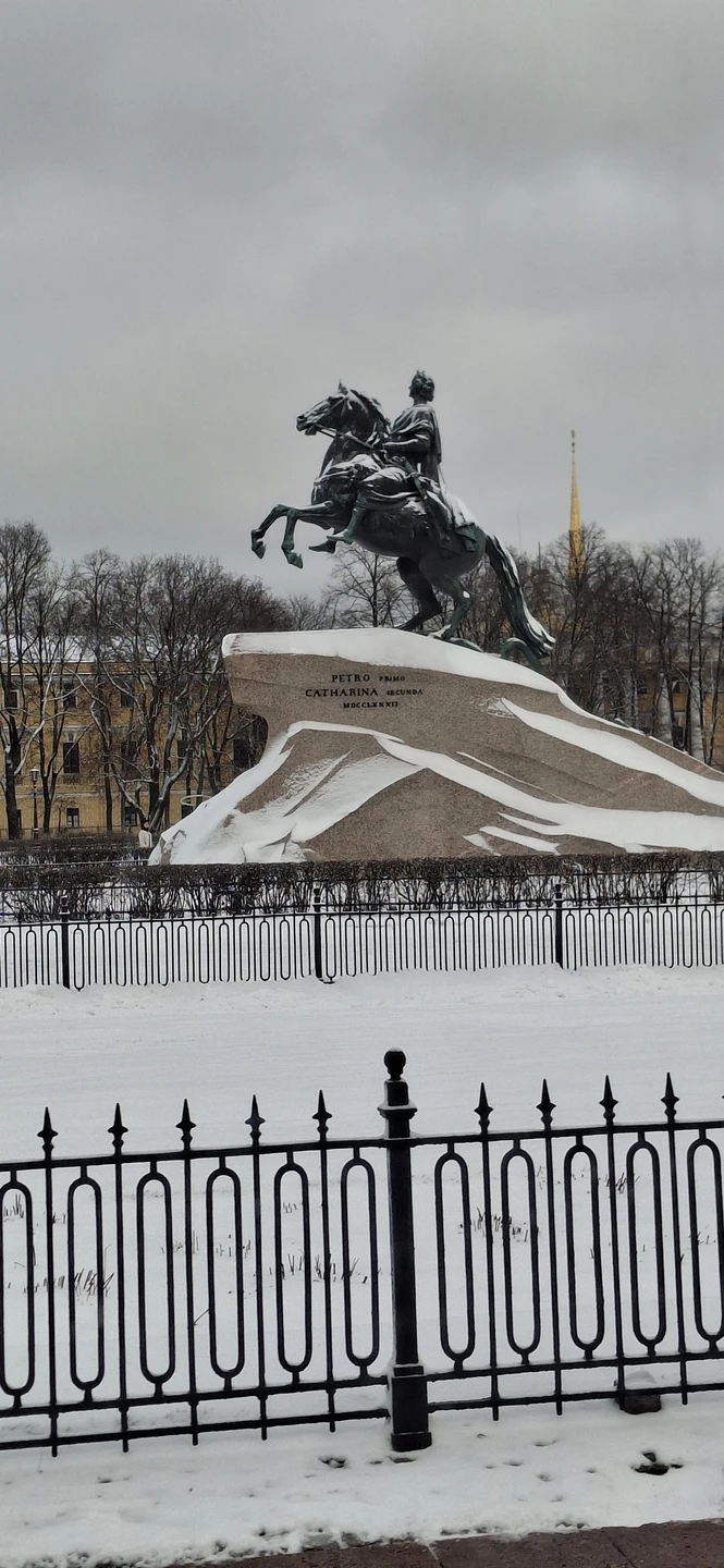 Экскурсия отличная. Для тех кто город посещает первый раз рекомендую. Очень интересно, позновательно. Ребята молодцы