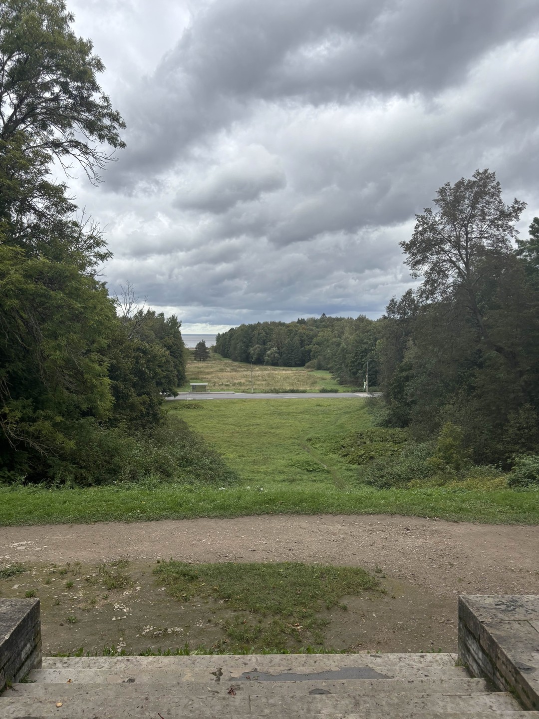 Спасибо Вячеславу за очень содержательную и интересную экскурсию. Красиво,, познавательно и увлекательно. По организации тоже все отлично, рекомендую