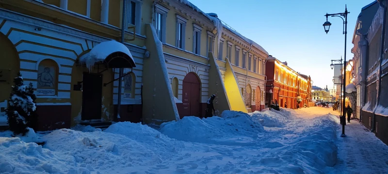 экскурсия супер 👍. останавливались попить горячий чай в кафешках. уходили намного с маршрута, но согревшись возвращались. экскурсия супер, спасибо