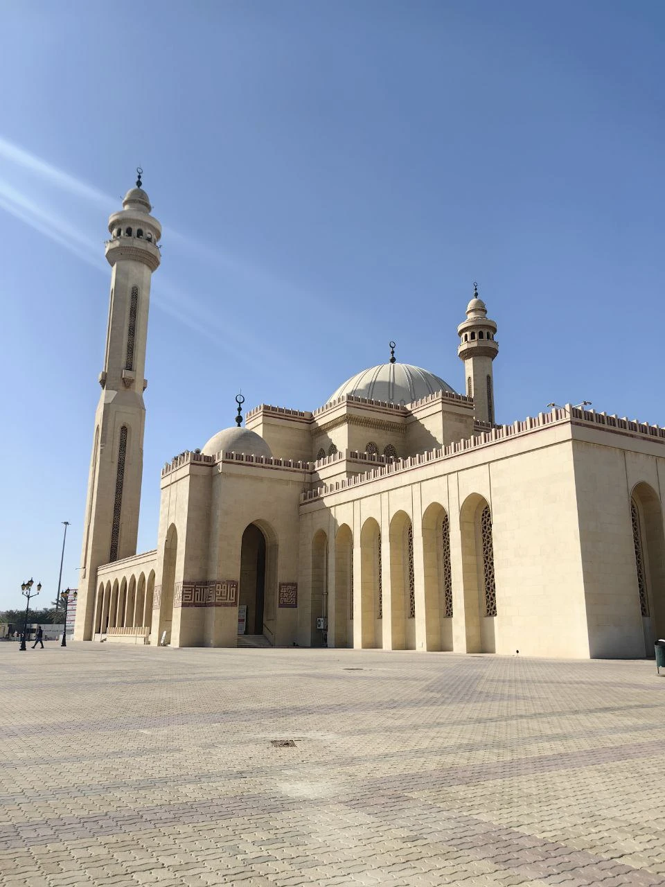 Хотим выразить огромную благодарность нашему гиду Светлане за прекрасную экскурсию по Бахрейну!