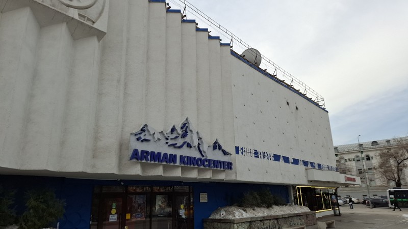 Отличная экскурсия и замечательный гид! Алёна прекрасно знает и любит свой город и радостно делится своими