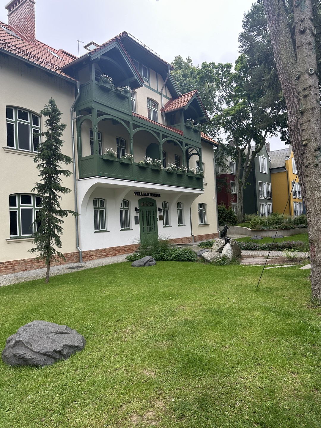На втрой день после приезда в Светлогорск пошли на пешую прогулку-экскурсию с Анной! Все очень понравилось!