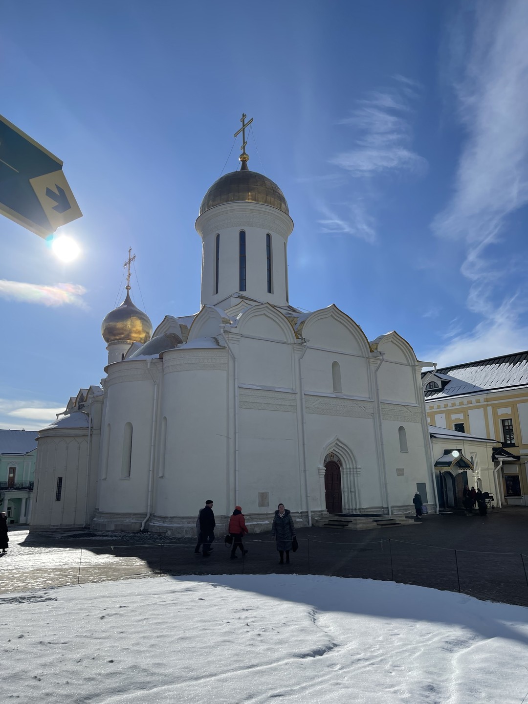 Очень понравилась поездка в Лавру, погода была отличная, фото получились хорошие. Всё успели посмотреть. Величие и