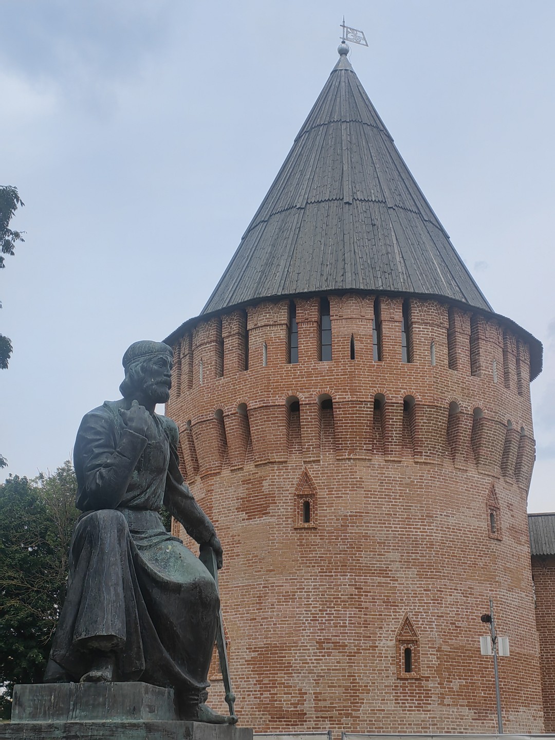 Потрясающий экскурсовод!! Я не ожидала такой экскурсии, думала будет, что-то среднее и посредственное. 👏👏🙌🙌