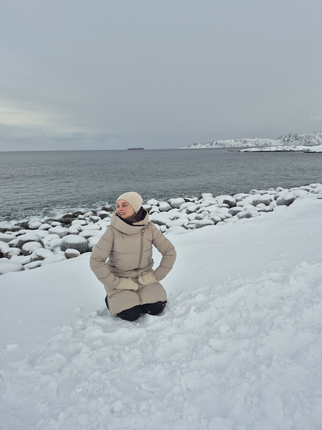 Наше первое знакомство с Арктикой, выходные провели отлично. Очень насыщенная программа, замечательные гиды. Путешествие в Териберку