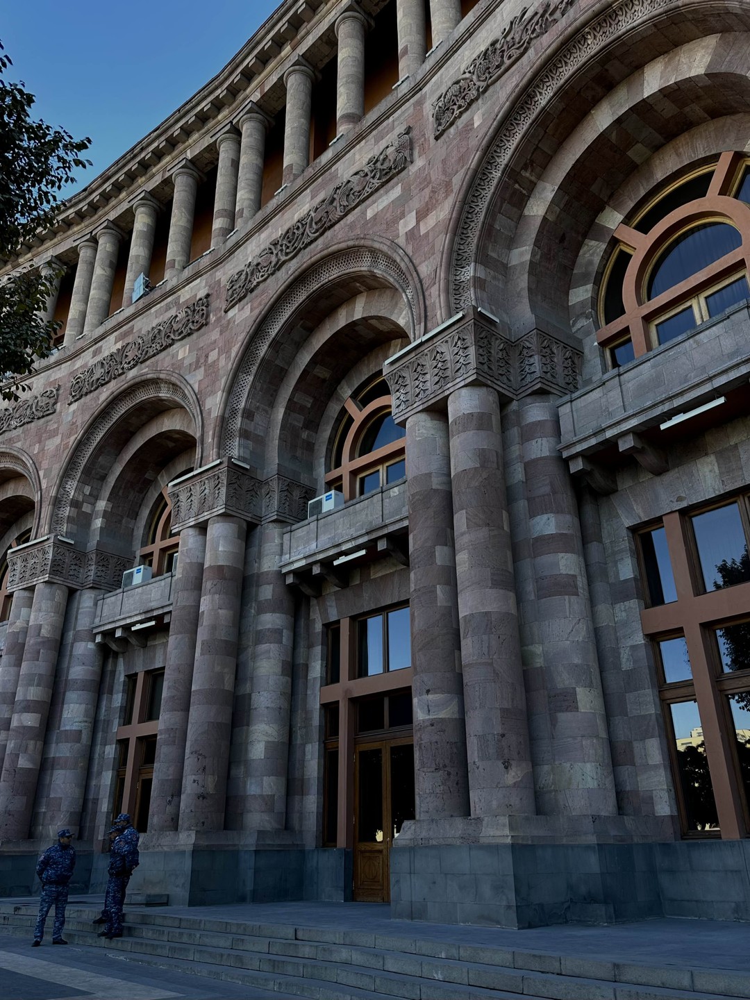 Яркие краски Еревана (Лилия)