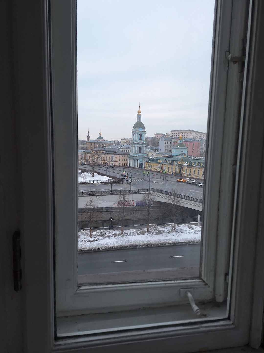 Добрый день! Экскурсия нам понравилась, соответствует описанию. Понравилось, что часть экскурсии проходила на улице, что позволило