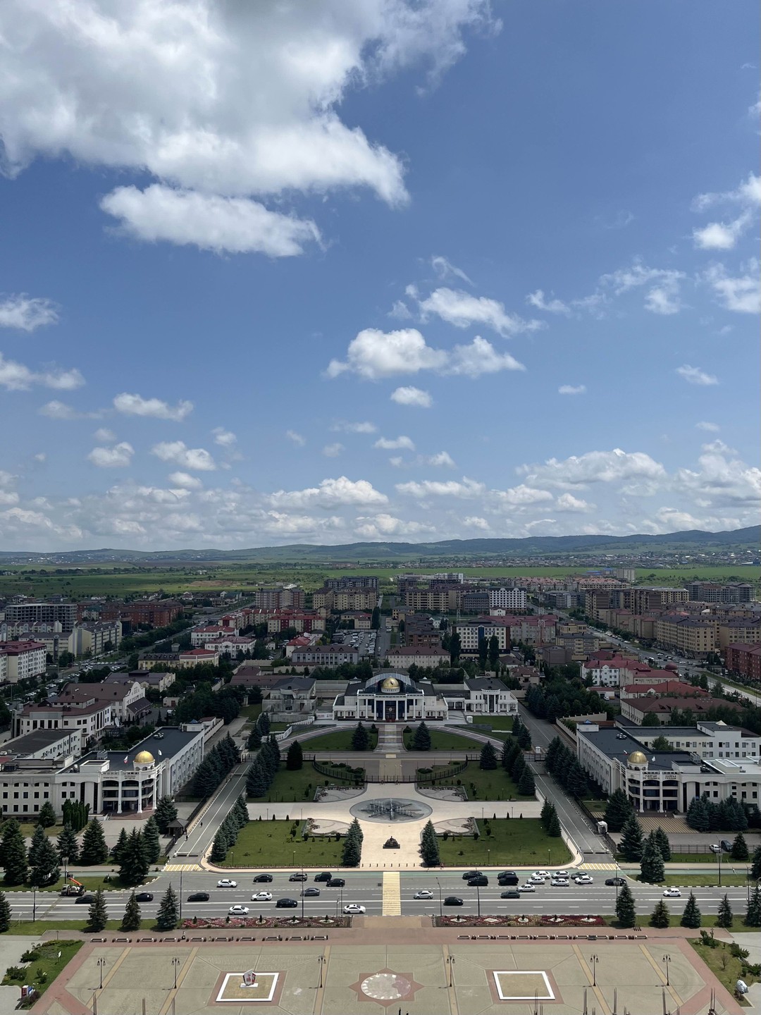 Потрясающая экскурсия, больше даже как будто поездка друзей 😄 весело, интересные истории водителя-гида Тахира из жизни