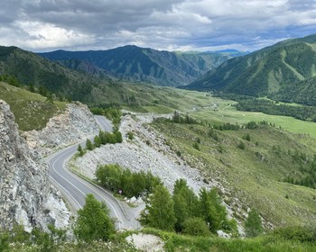 Самая живописная дорога России, древние петроглифы и волшебное озеро