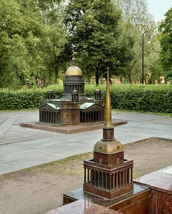Фото к экскурсии Петербург для жаворонков, или Утренняя прогулка по Петроградской стороне