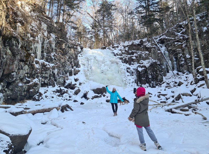 По следам тигра: Шкотовские водопады, сафари-парк + Лазурная и Стеклянная бухты