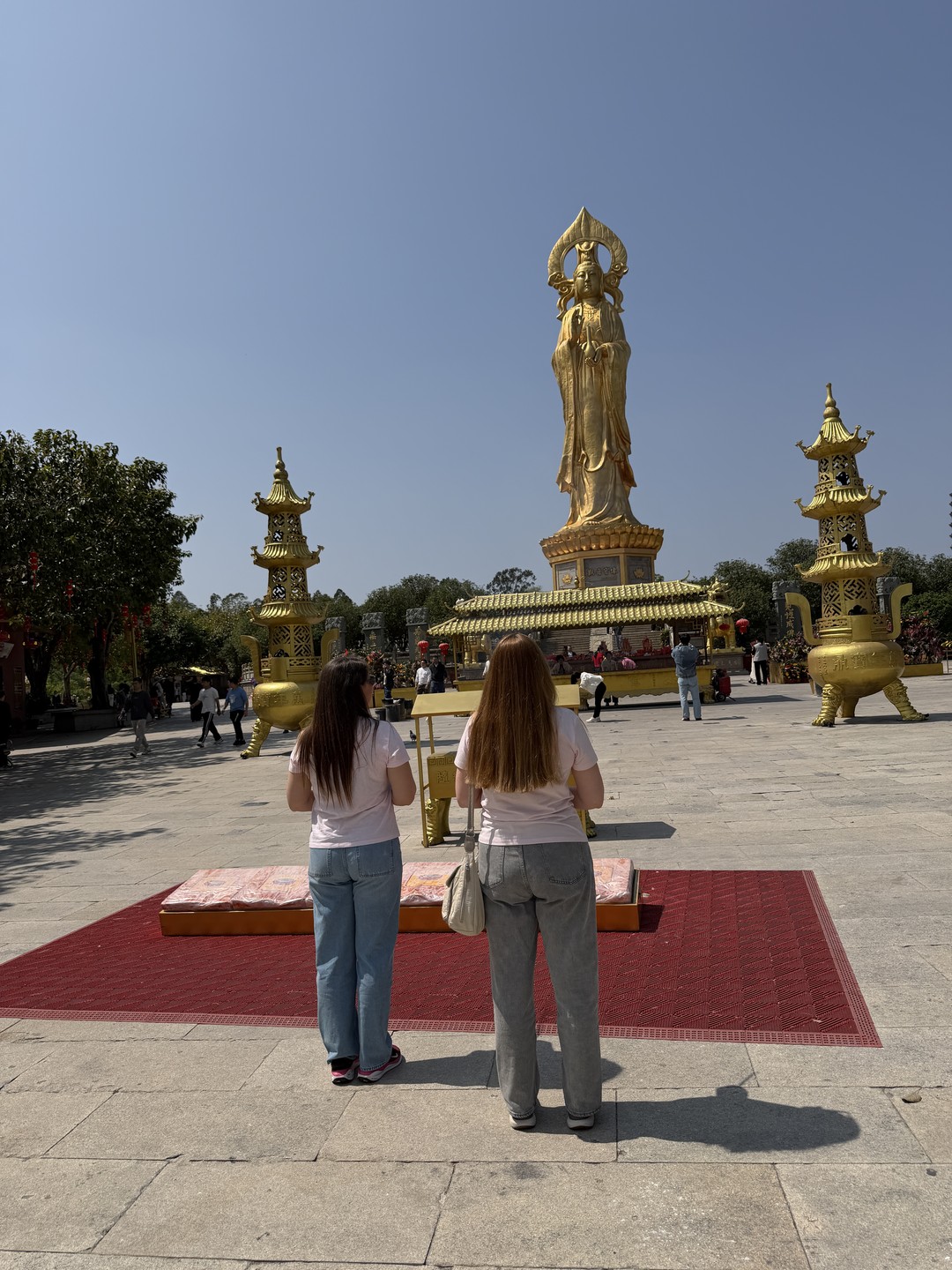 Всем здравствуйте! 🤝