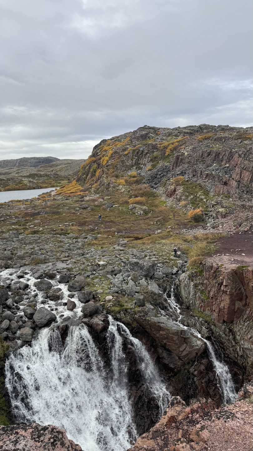 Очень понравился тур. Гиды очень интересно рассказывают и показывают самые красивые места, учитывают состояние участников во