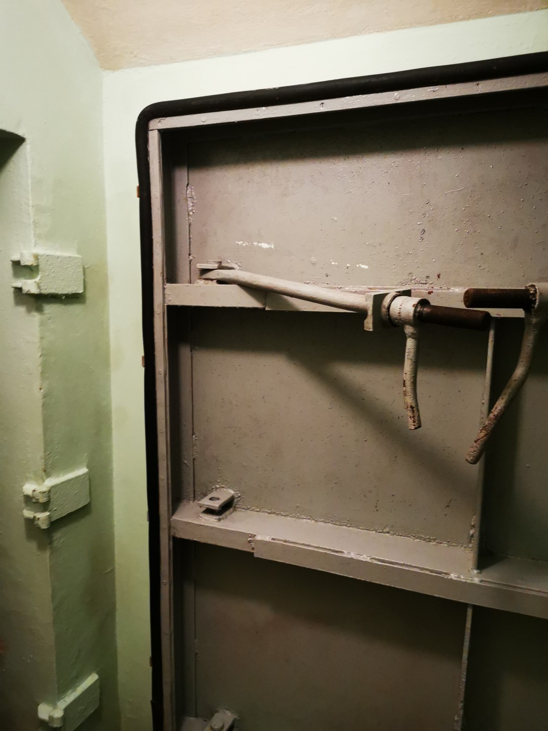 Экскурсия познавательная, детям понравилась. Нам с супругой была интнресна сама история участия Куйбышева в ВОВ. Команда