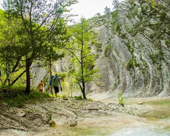 Встреча, трансфер до места старта маршрута, поход, стоянка