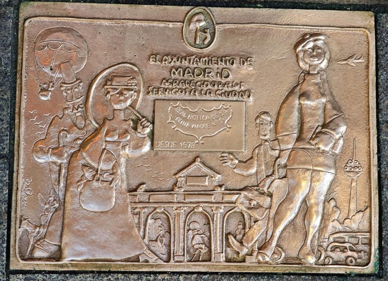 Спасибо Илье за профессиональную работу, увидели городской трафик, знаковые места Мадрида которые невозможно посетить за пару