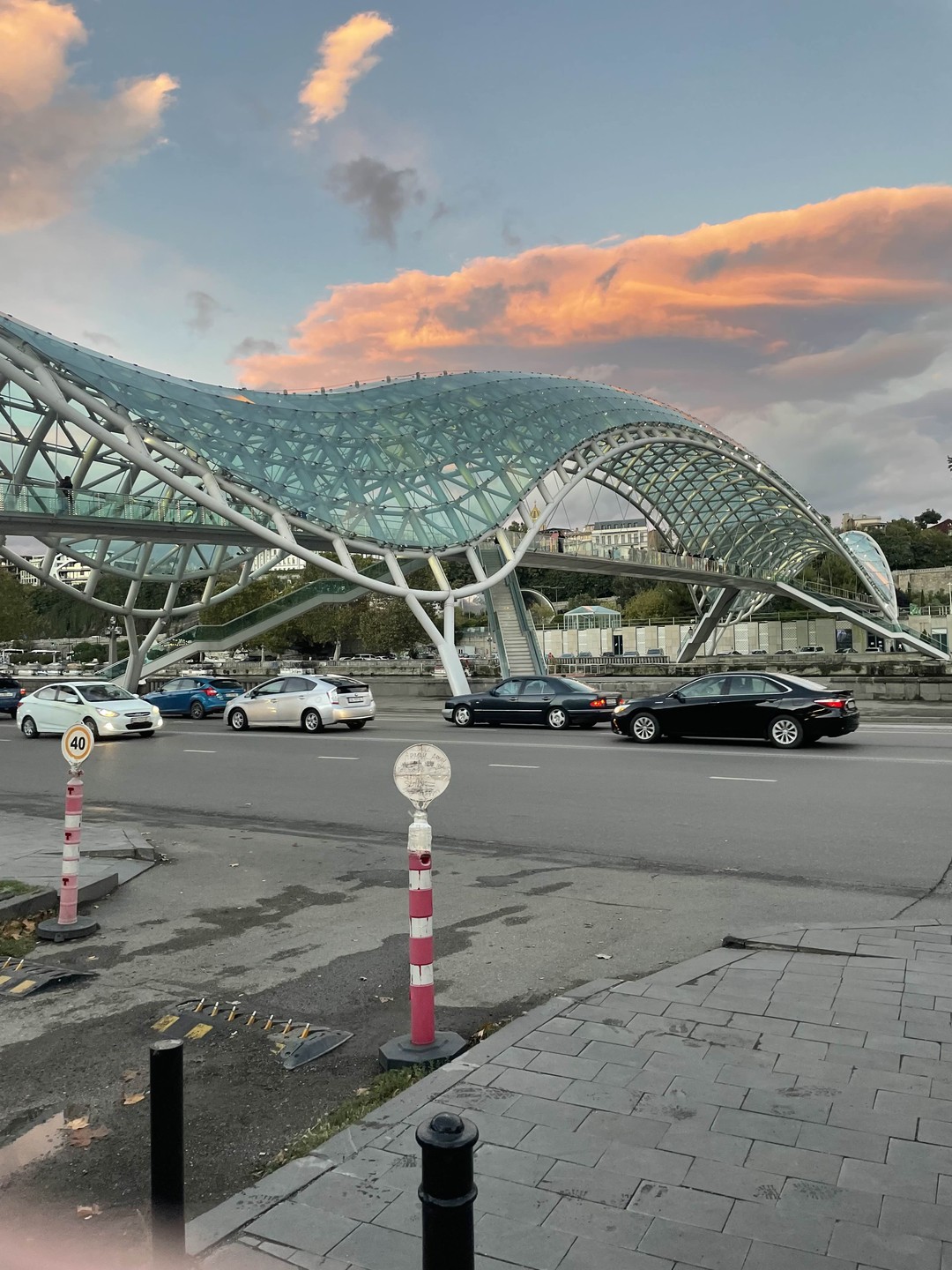 Экскурсия замечательная. Всем рекомендую. Отличный гид по Тбилиси и Боржоми Бачо, ему отдельное спасибо. В Батуми