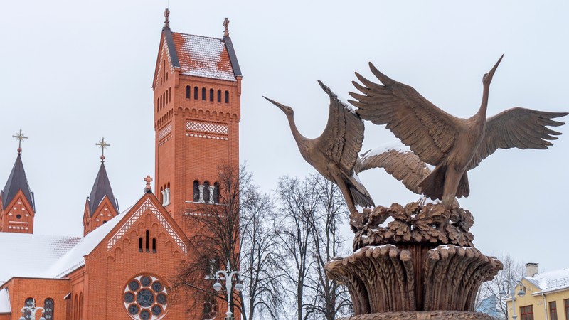 Отпуск в Беларуси с погружением в Средневековье и ночью в замке