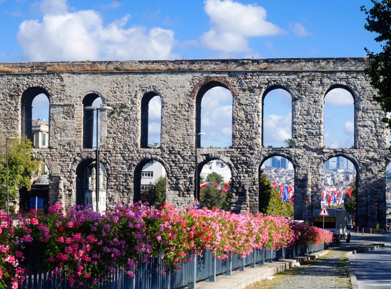 Акведук Валента