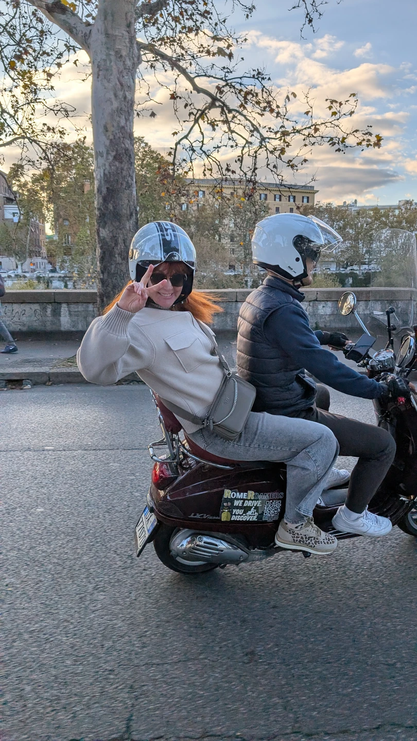 Хочется сказать большое спасибо Жандияру! Очень приятный молодой человек, видно, что ему нравится то, чем он