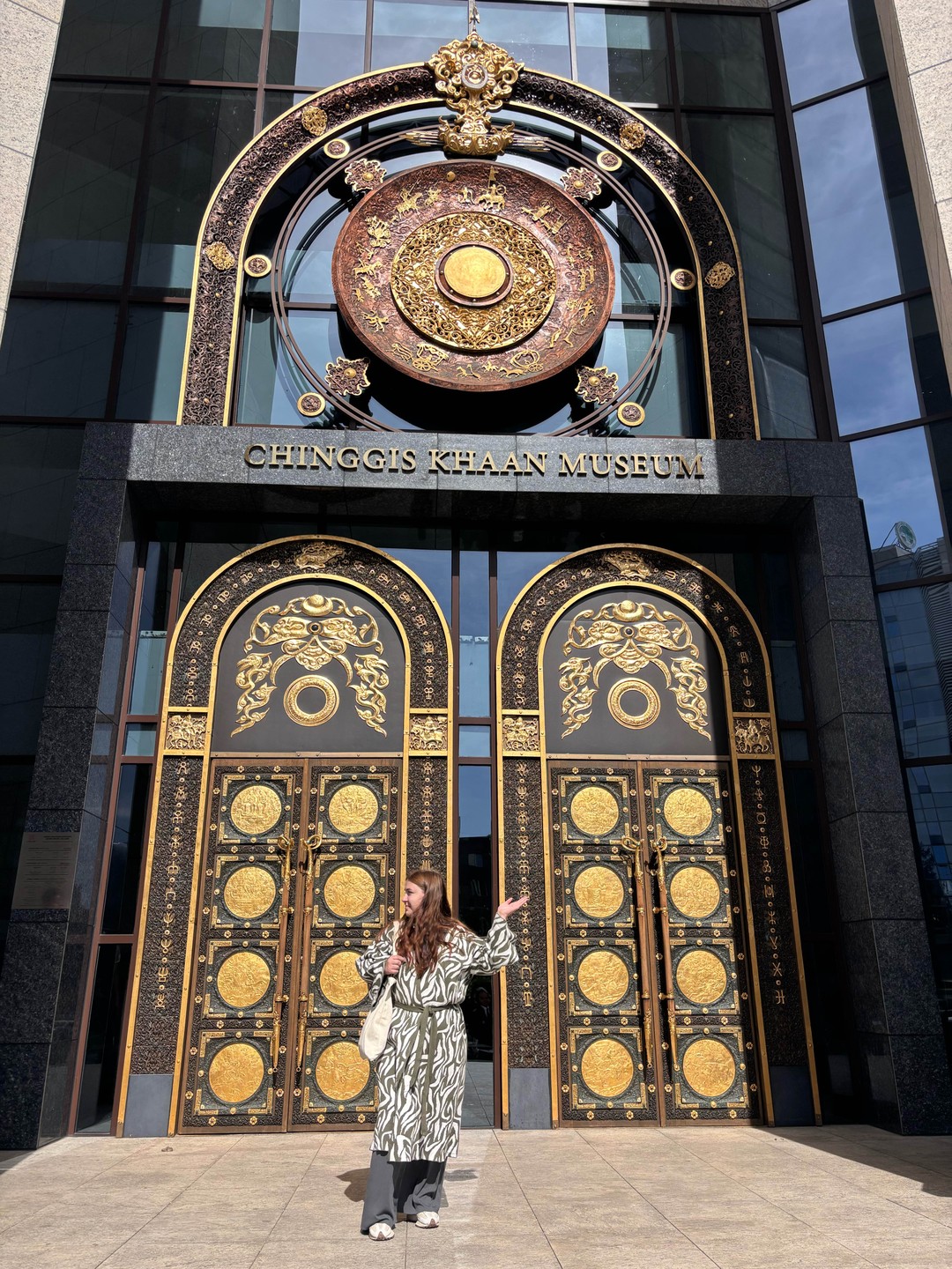 Считаю, что такие крутые гиды как Цэнгум и Бэргум заслуживают не 5, а все 30271829393 звезд!