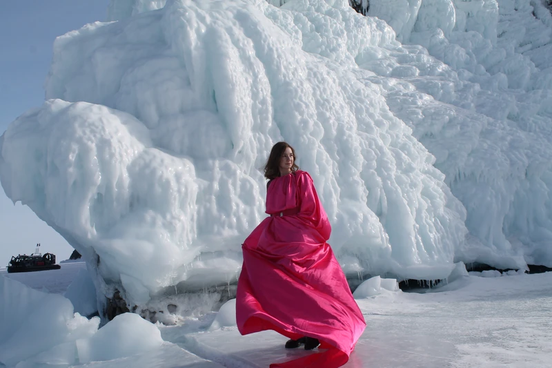 Тур «всё включено» на зимний Байкал: Ольхон, Листвянка, лёд и фольклорная программа