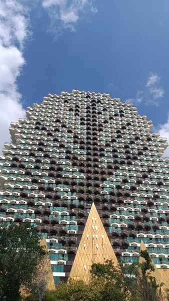 я полностью довольна экскурсией и тем, как все было организовано. Андрей хороший гид, рекомендую))