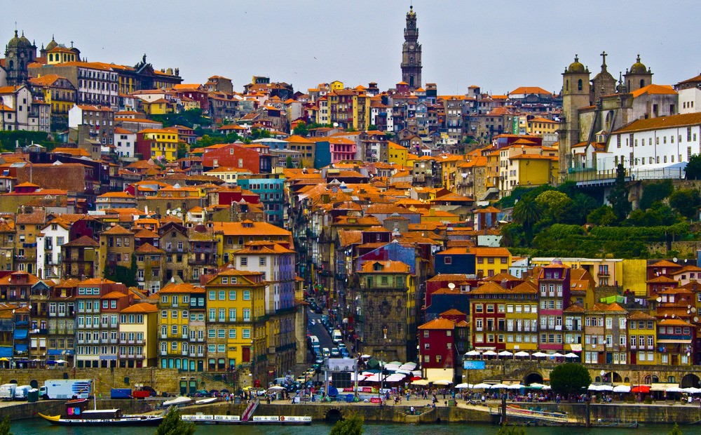 Родина Vinho do Porto ― город Порту